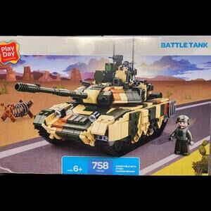 Play Day - Battle Tank Set 758 Piece Building Blocks Construction Set